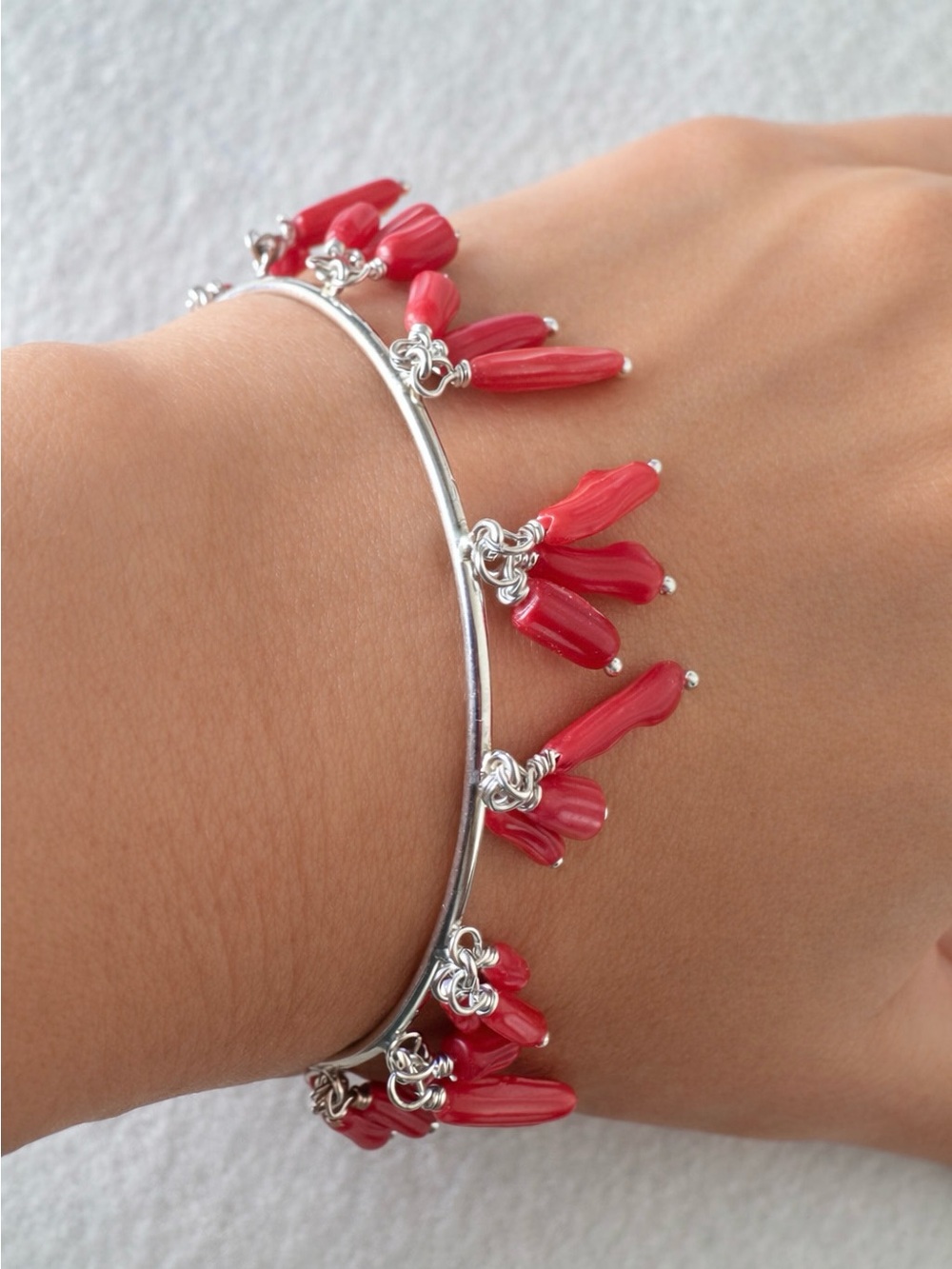 Sundance 925 Sterling Silver Bangle Bracelet with Red Coral Charm Drops NEW